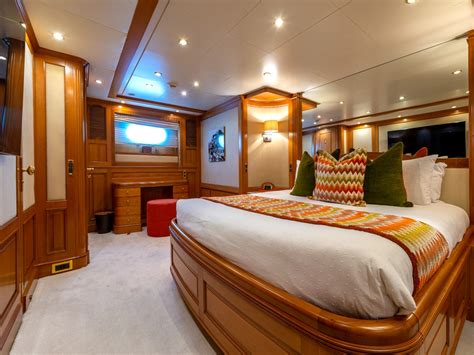 Cso Yachts New Star Yacht Luxury Yacht Charter 4 Cabins