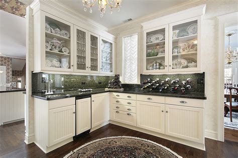 How To Style Glass Kitchen Cabinets ⭐ Kitchen Cabinets With Glass Doors Benefit