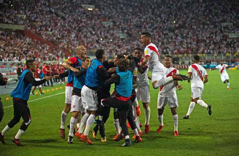 Perú Clasificó A Un Mundial Después De 36 Años Crónica Firme Junto