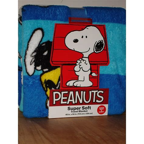Peanuts Snoopy Super Soft Blanket Travel Size Comfort