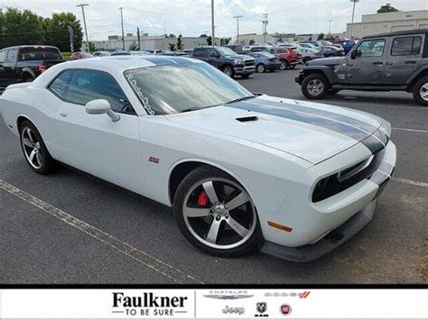Used 2014 Dodge Challenger Srt8 Rwd For Sale With Photos Cargurus