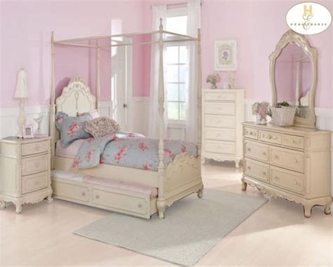 The cinderella bedroom collection is your little child's dream. Homelegance Canopy Poster Bedroom Set Cinderella EL-1386PP ...