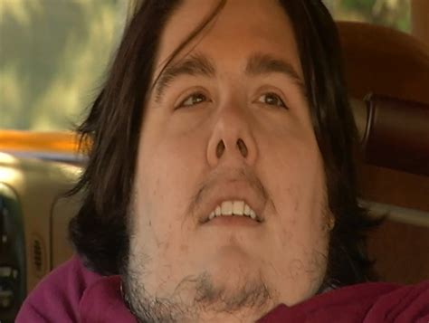 800 Pound Man Kicked Out Of Hospital After Ordering Pizza Wbma