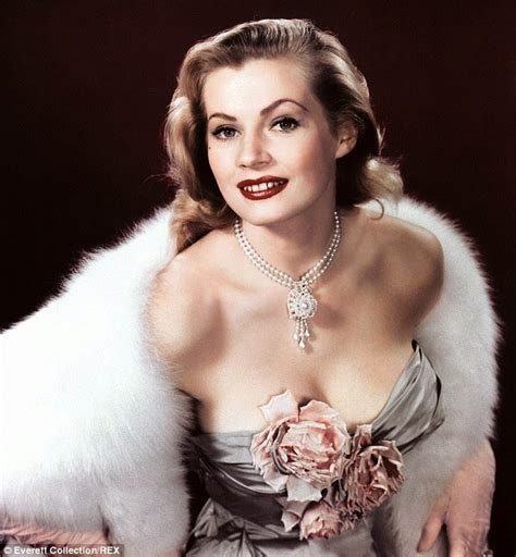 Noozyes Swedish Actress Anita Ekberg Dies At 83