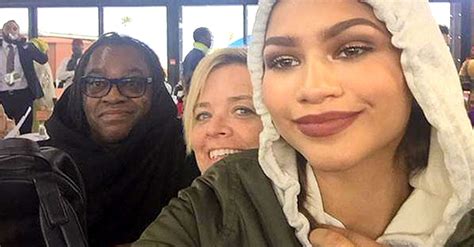 Want to know about zendaya family and bio? Zendaya's "Ugly" Parents Claire Stoermer and Kazembe Ajamu ...