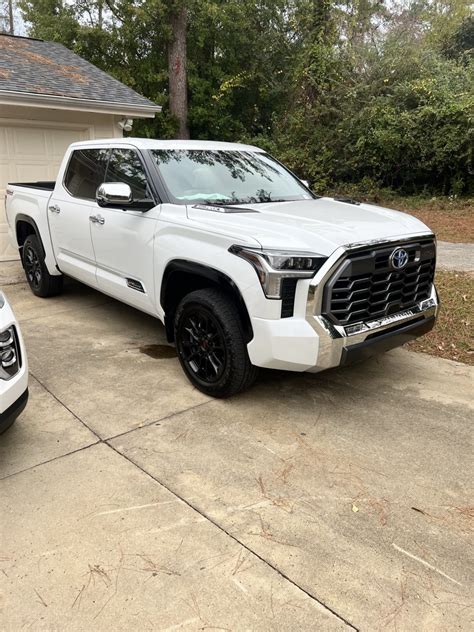 2023 Toyota Tundra 4x4 Limited Trd Off Road