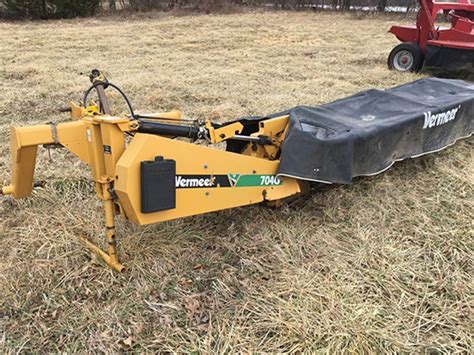 Vermeer 7040 Lot 6 Mccutchan Farmer Retirement Auction 3292022