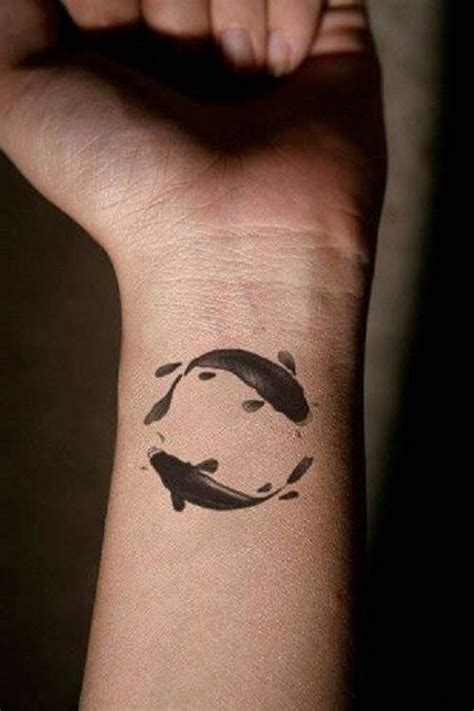 Koi Balığı Dövme Modelleri Ve Anlamı Small Fish Tattoos Tattoos