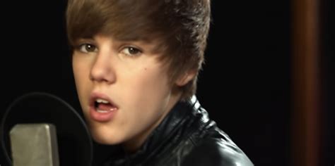 Justin Biebers 2010 Song Never Say Never Hits 1 Billion Views On Youtube