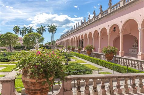 Learn about tampa bay buccaneers owners bryan, edward and joel glazer, including how they made their wealth, their education and more. Day Trips from Tampa Bay - Family-Friendly Tampa Bay