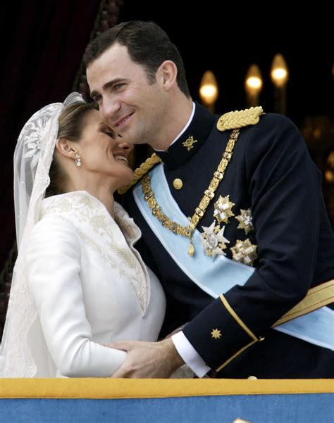 Prince Felipe And Letizia Ortiz Royal Weddings Royal Wedding Dress