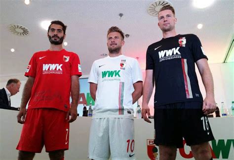 Uefa.com is the official site of uefa, the union of european football associations, and the governing body of football in europe. Les autres maillots 2015-2016 de Bundesliga