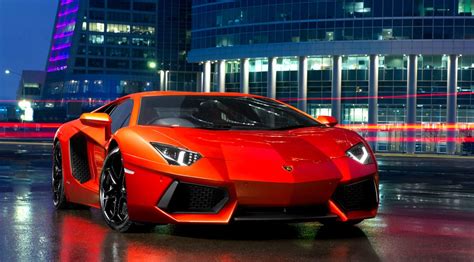 View Amazing Car Wallpaper 4K Pictures