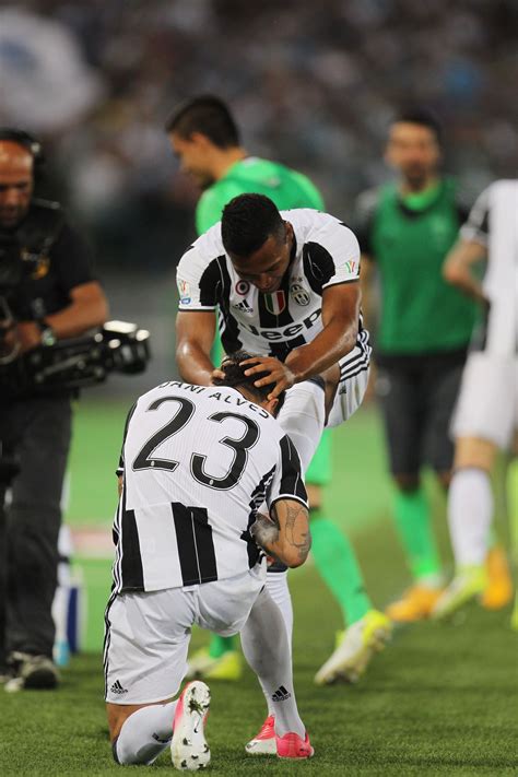 Juventus vs spezia streamings gratuito. Juventus vs. Lazio 2017: Final score 2-0, Juve make history with third consecutive Coppa Italia ...