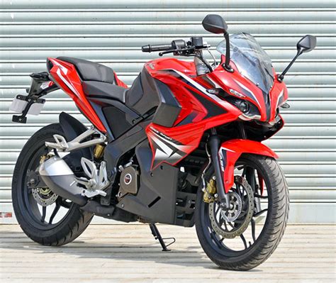 The new colours include pearl metallic white and pewter grey in gloss, and matte burnt red. Pulsar Rs 200: Fast, fun and value for every penny ...
