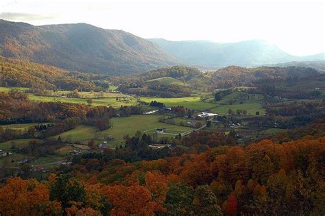 Appalachia Fall Foliage Big Stone Gap Virginia Appalachia West Virginia
