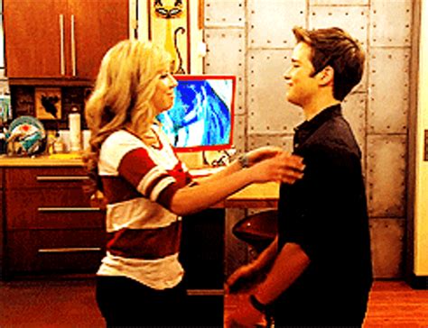 Catarina cat valentine2 is one of the title characters of sam & cat, and one of the main protagonists alongside sam puckett. NickALive!: "iCarly"'s Nathan Kress Will Star In A "Game ...