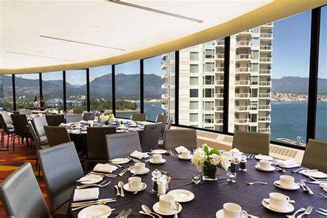 Pinnacle Hotel Harbourfront Vancouver Bc Wedding Venue