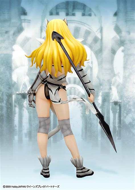 Buy Pvc Figures Queen S Blade Pvc Figure Anime Version Elina Captain Of The Royal Guard