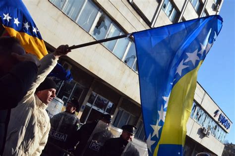 Bosnia Is Teetering On The Precipice Of A Political Crisis Foreign Policy