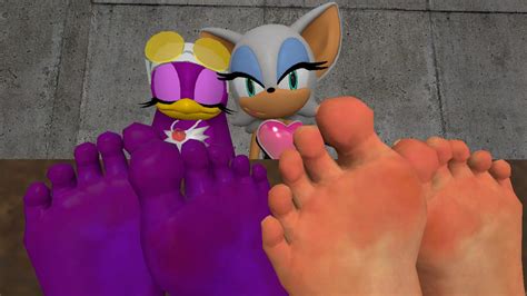 Wave And Rouge S Sexy Soles 2 By Hectorlongshot On Deviantart
