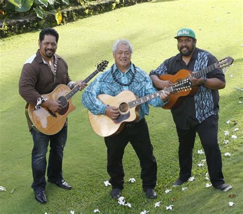 The Masters Of Hawaiian Music “aloha” Their Way Back To Escondido
