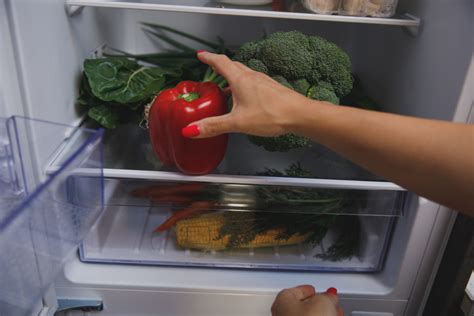 Refrigerator How To Use Your Crisper What To Store Where