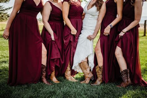 7 Country Wedding Ideas For Fall The Wedding Shoppe