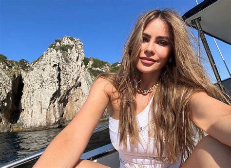 sofía vergara practices safe summer in new single lady thirst traps glamour