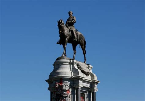 Robert E Lee Statue In Virginias Capital Will Come Down Wednesday