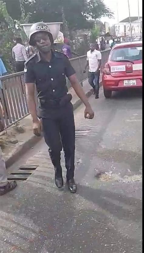 Identity Of Police Man Who Assaulted Ghanaian Times Journalists Revealed