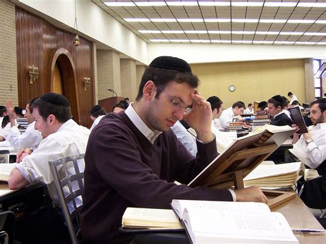 Yeshiva Wikipedia