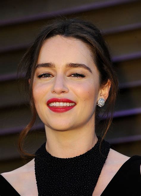 Terminator Genisys Actress Emilia Clarke Full Hd Images And Wallpapers