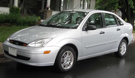 File2000 2004 Ford Focus Se Sedan  Wikimedia Commons