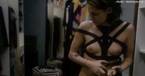Kristen Stewart Topless In Personal Shopper Photo Nude