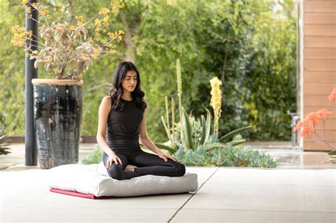 how to set up an outdoor meditation space — alo moves