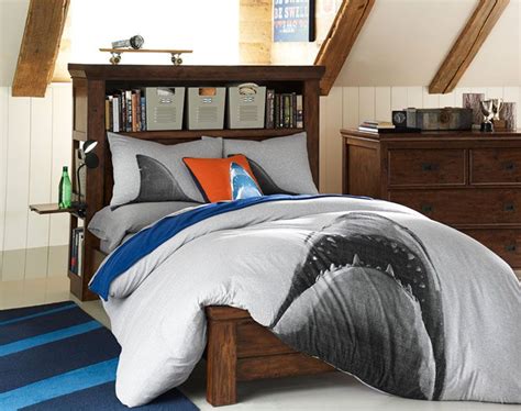 But perhaps a tv series about comic book. Teenage Guys Bedroom Ideas | Shark Themed Bedding | Dorm ...