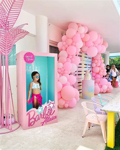 the event collective ️ compartió una foto en instagram epic barbie pool party 🏝😎 💖 event de