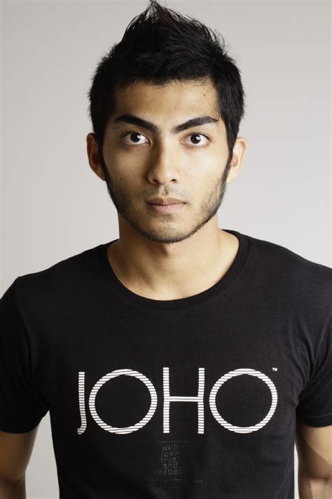 A woolen robe worn by arabs. JOHO: Gerak Gempur Kukubesi