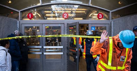 Subway Service Is Fully Restored After Derailment In Manhattan Dnyuz
