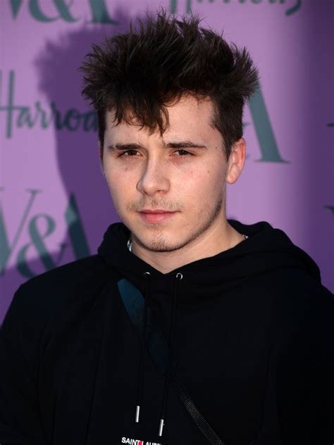 See the latest dating & style news & photos of david & victoria beckhams brooklyn beckham surprised fans on thursday when he unveiled his hidden culinary talents in a. Brooklyn Beckham to move back home after quitting New York ...