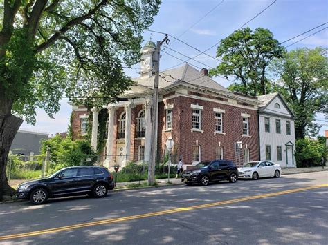 Huntingtons Old Town Hall May Take Step In Hotel Project Huntington