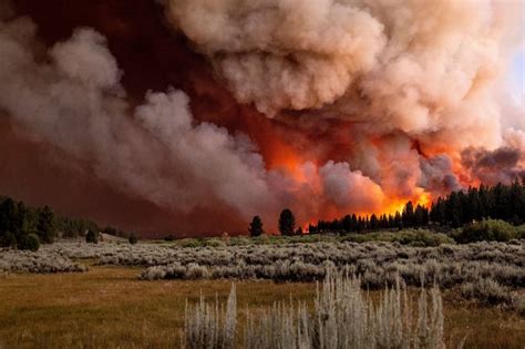 Raging Wildfires Extreme Heat Forecasts Prompt Evacuations In Northern
