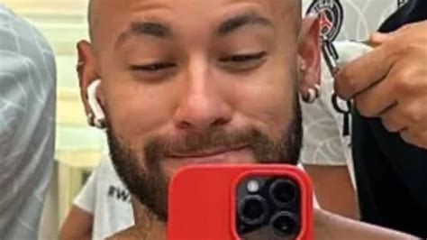 Neymar Diferencia E Aposta Em Novo Visual Para O Campeonato Franc S