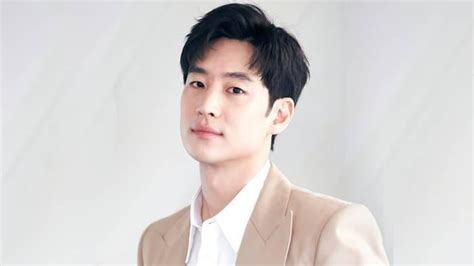 Profil Lee Je Hoon Biodata Lengkap Dan Fakta Menarik Bintang Drama My Xxx Hot Girl