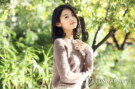 Song hee jun | 송희준. `안은영` 속 `옴잡이` 송희준 "이젠 배우라고 말할 수 있어요 ...