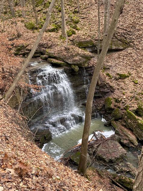 Stunning Ontario Hikes To Take In The Fall In Search Of Sarah