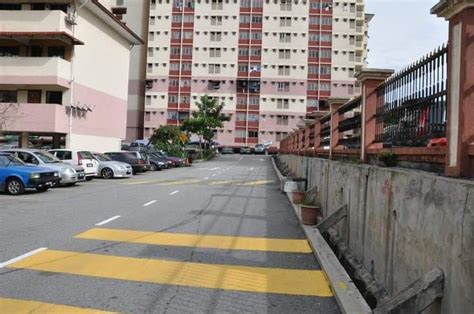 Tanah dan bangunan kompleks perumahan bukit permai cibubur, kec. Perumahan Pantai Permai