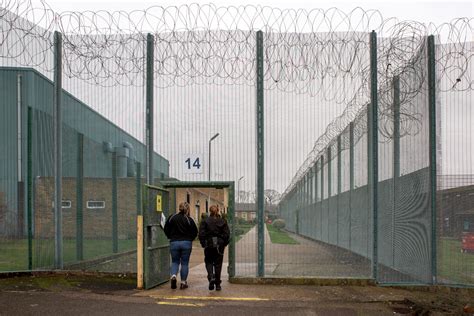 Prt Comment A Review Of Health And Social Care In Womens Prisons