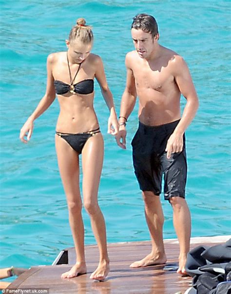 Fernando Alonso Gets To Grips With His Stunning Girlfriend On Summer